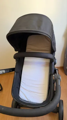 Carrinho bebê mobi safety 