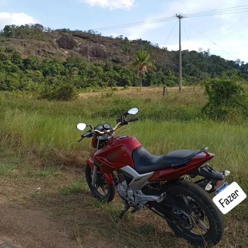 Vende-se moto para conserto!