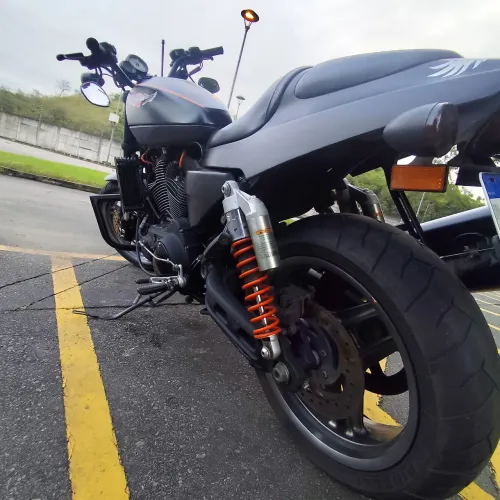 Vendo Harley Davidson XR1200x 2011 Preta