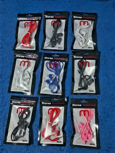 Kit 9 Fones de Ouvido com Fio P2 - Diversas Cores