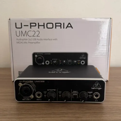 Interface de Áudio Behringer - Aceito Cartão