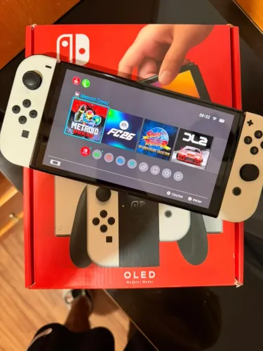 Nintendo Switch Oled + jogos.