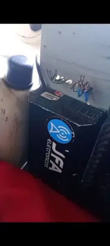 Vendo fonte jfa 120 amperes em ótimo estado!