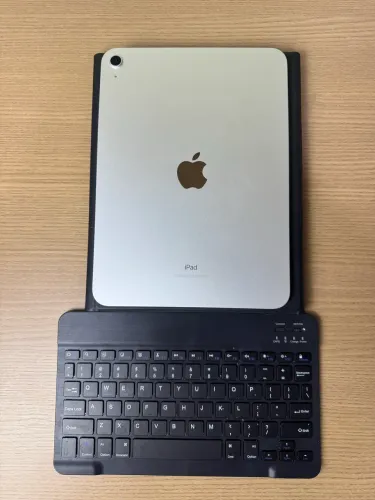 Ipad 10, 256gb com capa, película e teclado.