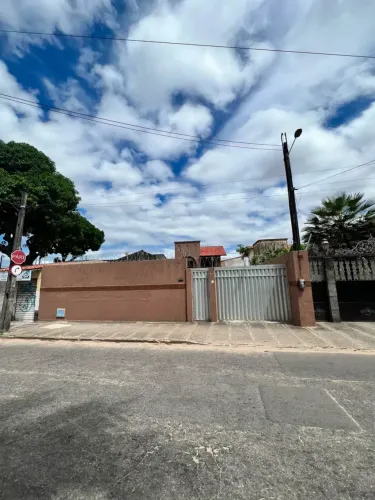 Imóvel para venda com 440 metros quadrados com 4 quartos em Sabiaguaba - Fortaleza - CE