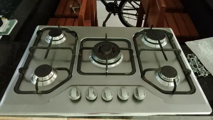 Vende-se Cooktop 5 bocas Inox