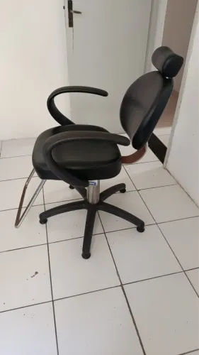 CADEIRA DE SALÃO DE BELEZA 