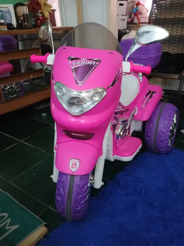 Moto elétrica infantil para criança de 4 a 10 anos