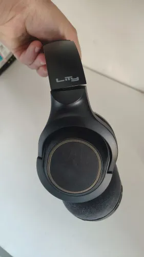 Headphone blotoof Lity 25 horas de bateria acompanha embalagem original cabo P1 