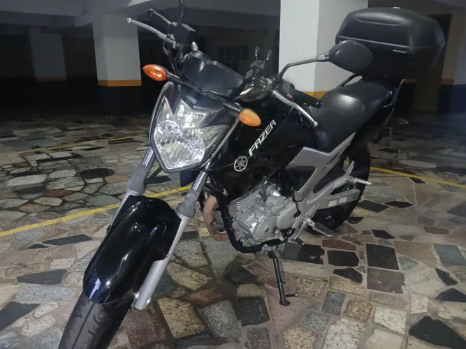 Fazer 250