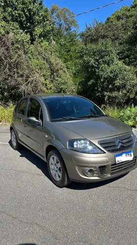 Citroen C3 GLX 1.4/ GLX Sonora 1.4 Flex 8V 5P 2012