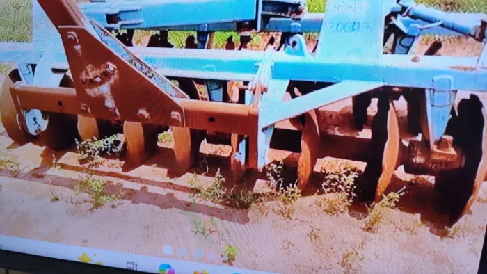 Grade Aradora Super Pesada Tatu