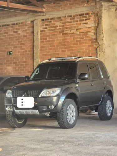 Mitsubishi Pajero TR4 2.0/ 2.0 Flex 16V 4X4 Mec. 2010