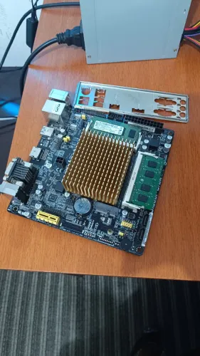 Kit Placa mãe + Processador Intel + Memorias