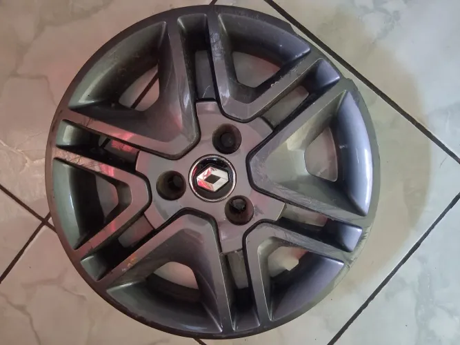 Calotas Originais - Kwid