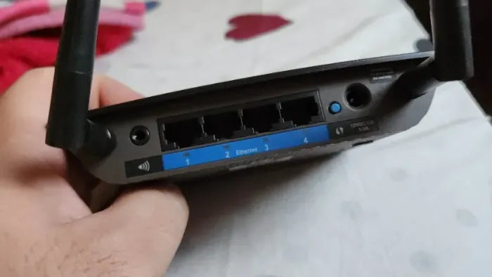Roteador e Repatidor Linksys RE6500 AC