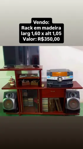 Rack em madeira