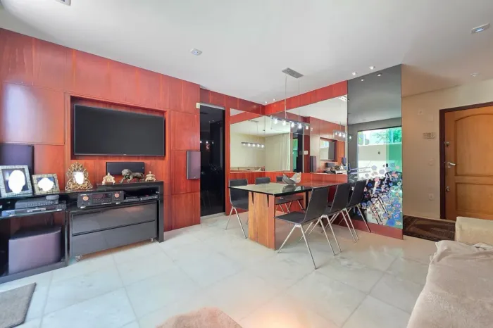 Apartamento à Venda - União, 4 Quartos, 218 m2
