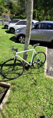 Bicicleta Urbana Hi-Ten Branca