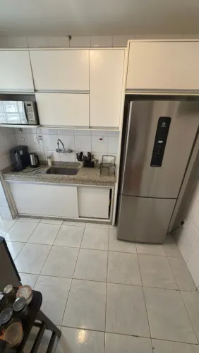 VENDA/ Geladeira, microondas, tv, cama...