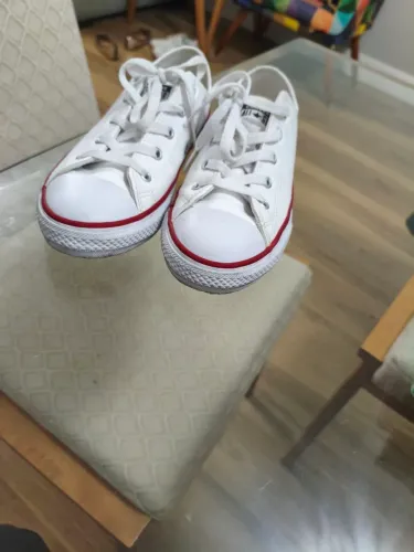 Tênis ALL STAR branco Tam 33 couro