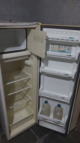 Geladeira Consul Pratice 230L 127v