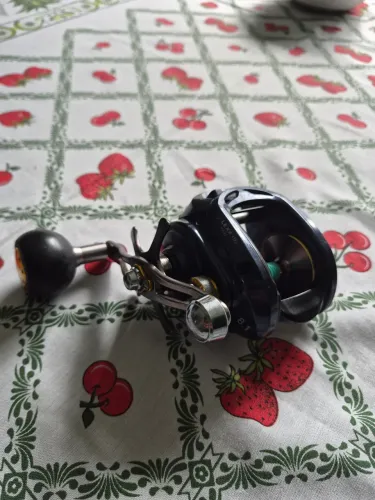 Carretilha daiwa lexa 400h-p Recolhimento7.1 drag 11.3kg