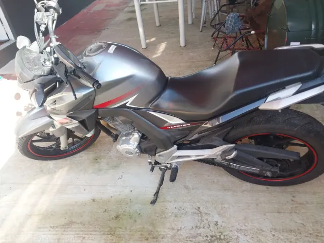 HONDA CB TWISTER 250