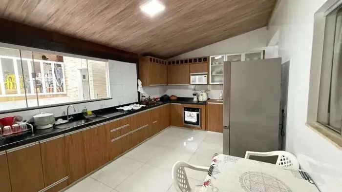 Linda casa disponível no Jardim Petrópolis, prox do Residencial! Documentada