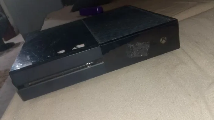 Xbox one com defeito quebrado