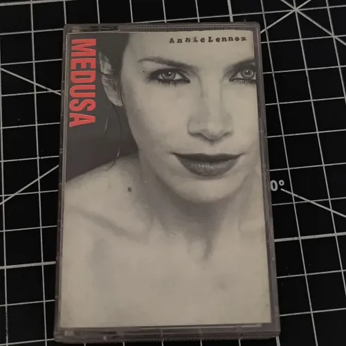 K7 Annie Lennox - Medusa