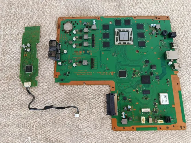 Placa PS4 FAT Defeito para retirada de peças 