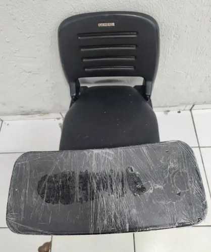 Carrinho de manicure 
