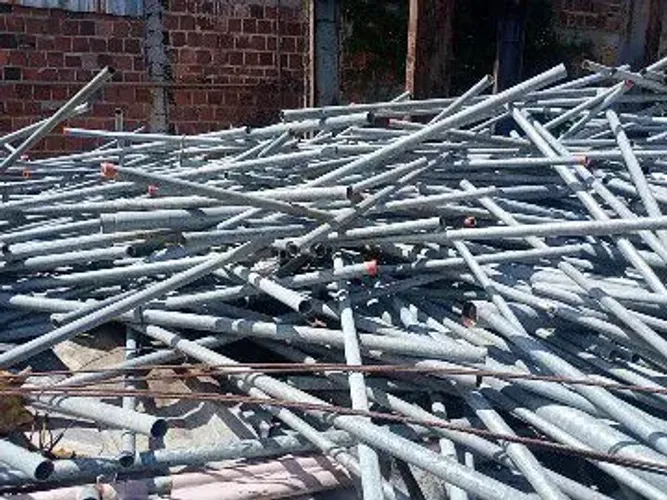 Tubos de 3M e duas polegadas de diâmetro galvanizado paredes fina tenho 200