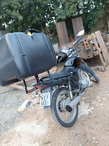 Vendo moto ou troco por carro maior valor