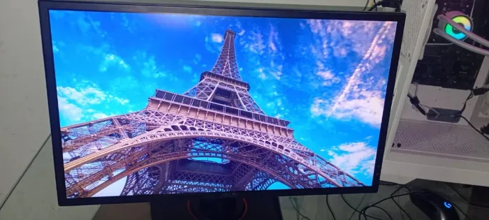 Monitor Gamer ASUS VG248QG 24" Full HD 165Hz | 0,5ms | G-Sync | FreeSync | Estado de Novo