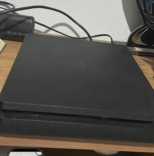 Ps4 slim 500g funcionando perfeitamente