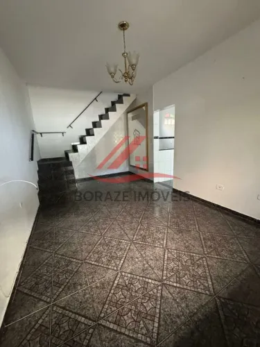 Casa para Locação com 2 dorms; 1 sala; 2 banheiros; 1 vaga; na Vila Bocaina em Mauá/SP.