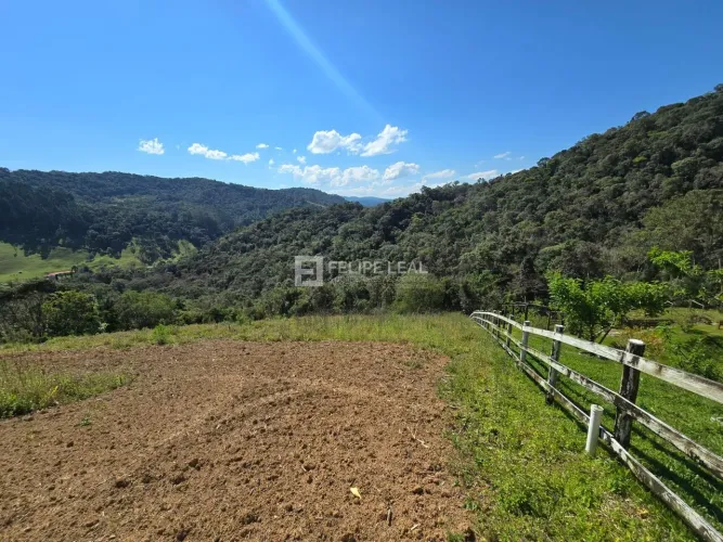 Fazenda / Sítio / Chácara em Rio Scharf - Rancho Queimado