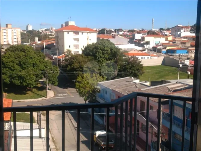 Apartamento à Venda com 2 quartos na Vila Jardini na cidade de Sorocaba SP
