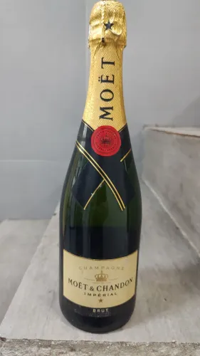 1 champagne moet chandon
