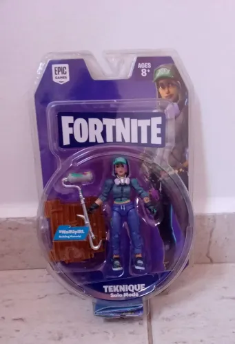 Boneco Fortnite Teknique