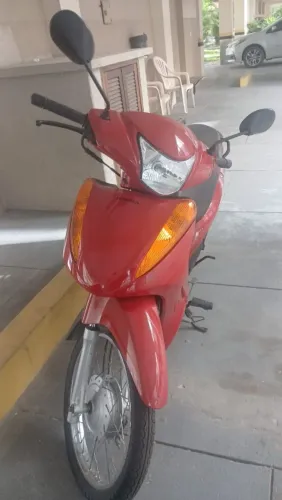 Vendo biz 100cc 2015