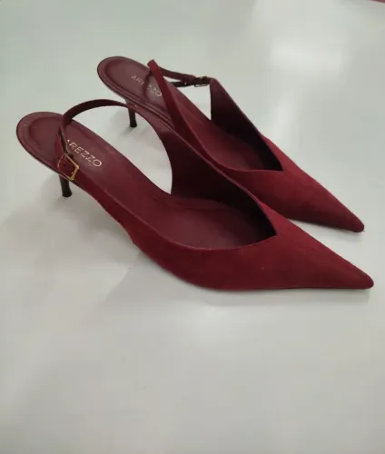 Scarpin Vermelho Couro Salto Fino Slingback