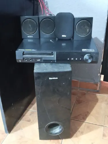 Vendo home theather funcionando normal (barato)