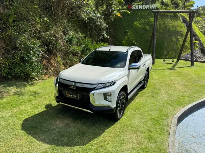 Mitsubishi L200 Triton Sport HPE 2.4 CD Diesel Aut. 2023