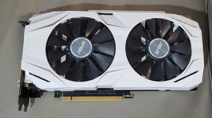 GTX 1060 6GB Asus - Defeito 