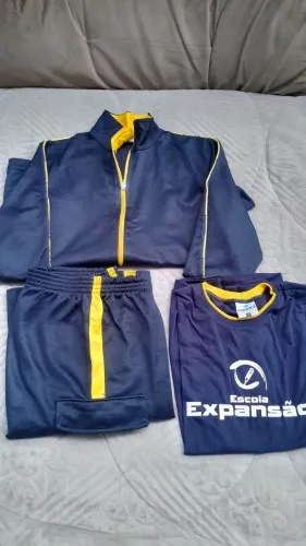 Uniforme escolar 