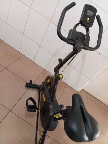 VENDO SPIN VALOR  780 preço negociável. 