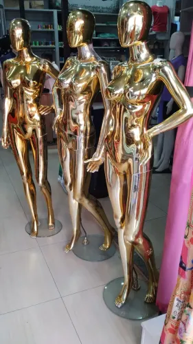 Vende Manequins Dourados